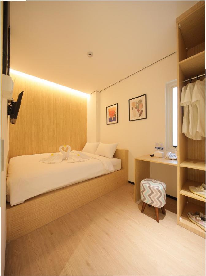 Cool Living Hotel Jakarta Buitenkant foto
