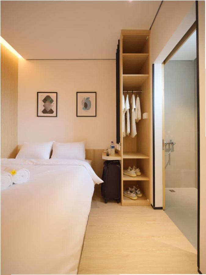 Cool Living Hotel Jakarta Buitenkant foto