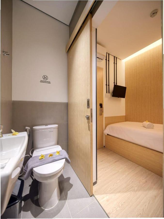 Cool Living Hotel Jakarta Buitenkant foto