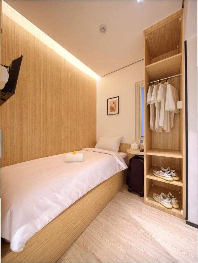 Cool Living Hotel Jakarta Buitenkant foto